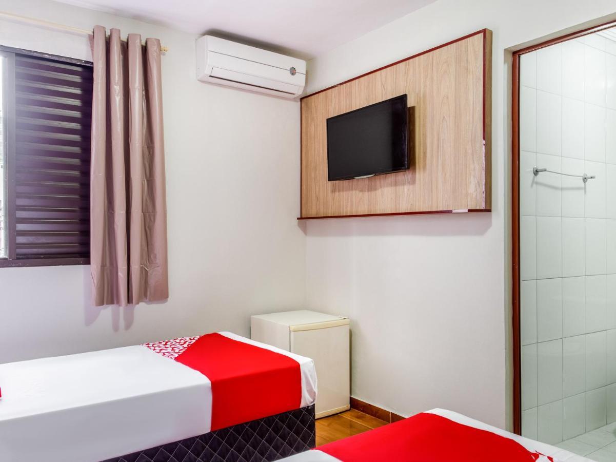 Oyo Hotel Lisboa, São José dos Campos المظهر الخارجي الصورة